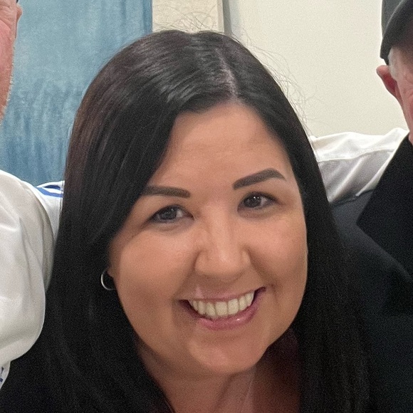 Meet your Posher, Jessica - Picture 1 of 1